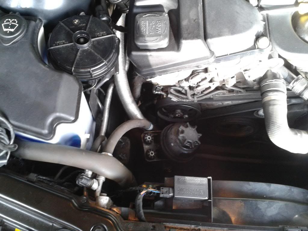 bmw e46 318i n42 installing new timing chain tensioner.