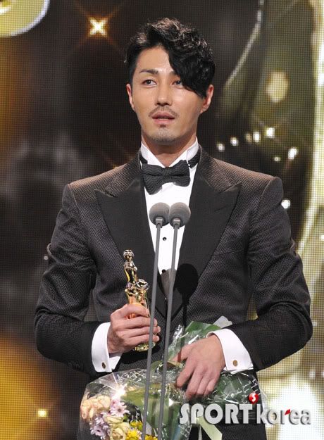 20111230_seungwon_mbcdrama_0.jpg
