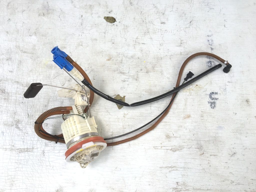 20072010 Mini Cooper Base R56 Gas Fuel Tank Pump Sender Unit OEM 0710