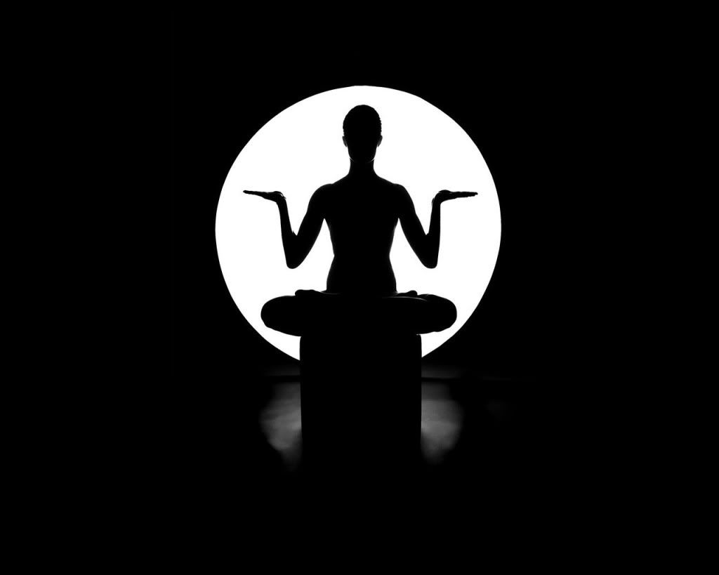 Black_BackgrondWhiteWallpapers10.jpg