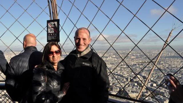 Paris, la ciudad perfecta !!! - Blogs de Francia - 2do dia. Torre Eiffel-Arco del Triunfo-Les Ivalides y mas... (22)