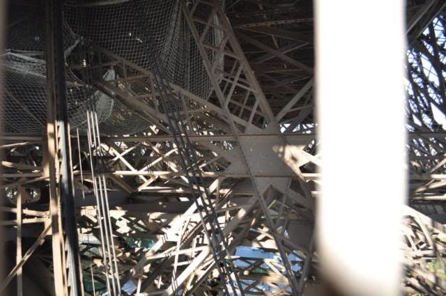 Paris, la ciudad perfecta !!! - Blogs de Francia - 2do dia. Torre Eiffel-Arco del Triunfo-Les Ivalides y mas... (31)