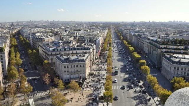 Paris, la ciudad perfecta !!! - Blogs de Francia - 2do dia. Torre Eiffel-Arco del Triunfo-Les Ivalides y mas... (51)