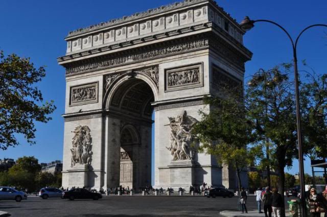 Paris, la ciudad perfecta !!! - Blogs de Francia - 2do dia. Torre Eiffel-Arco del Triunfo-Les Ivalides y mas... (62)