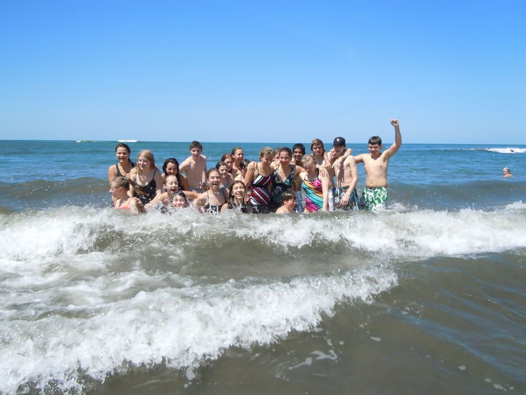 GL in Ostional getting crushed by waves GL in Ostional getting crushed by waves