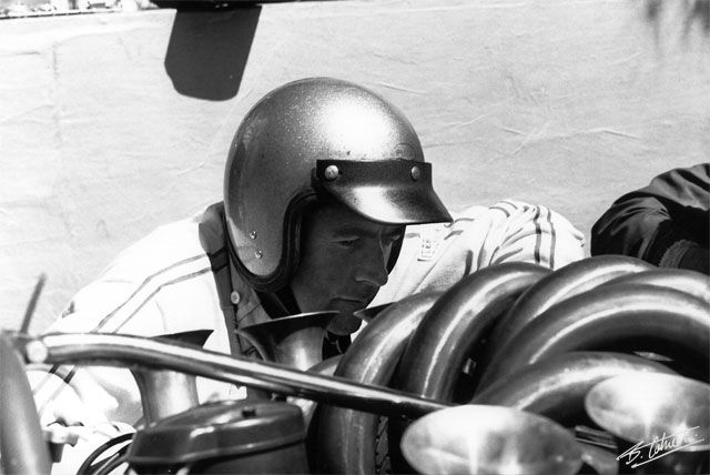 Brabham_1967_France_01_BC_zps595dd81f.jpg