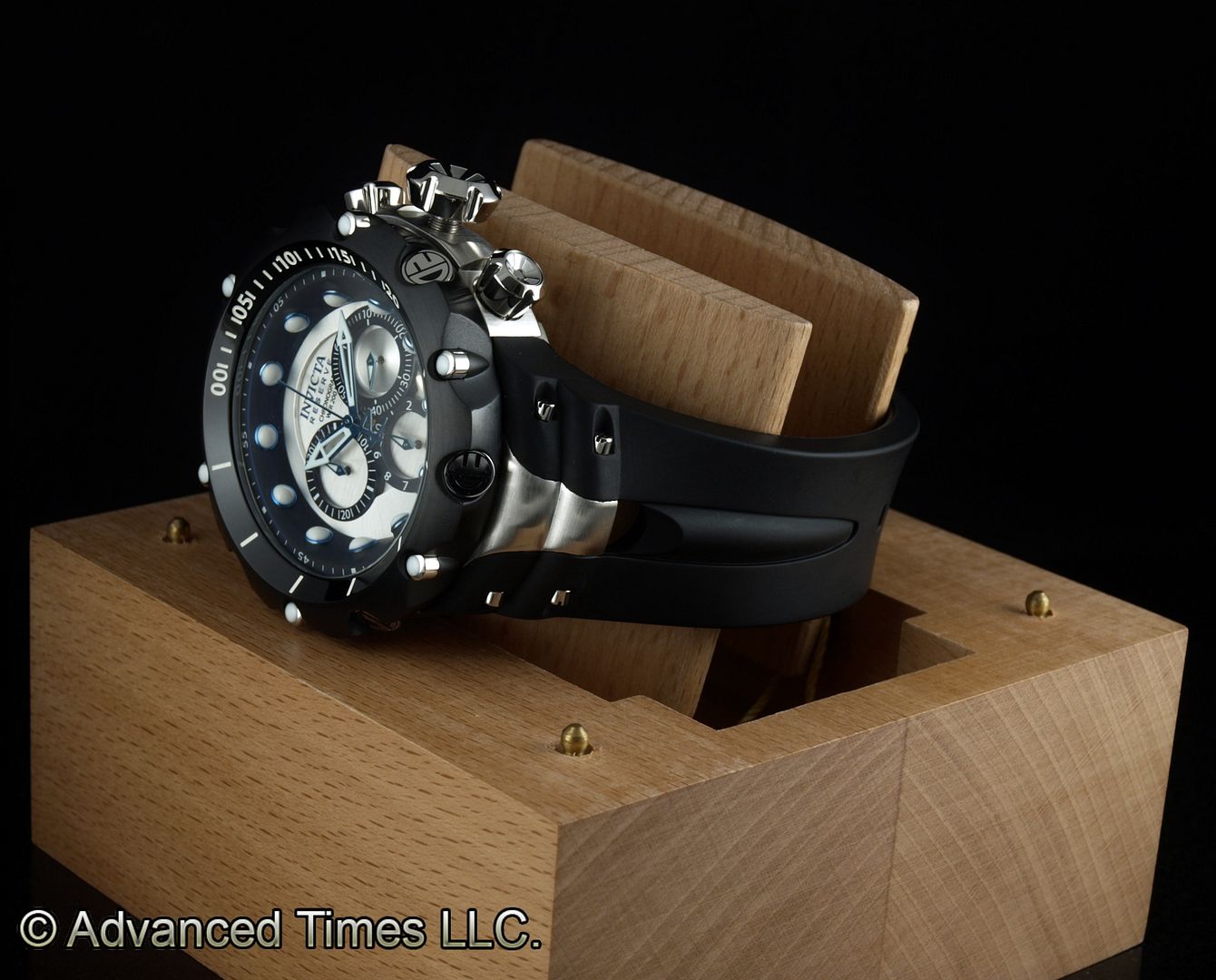 d quartz chronograph crystal: flame fusion crown: 