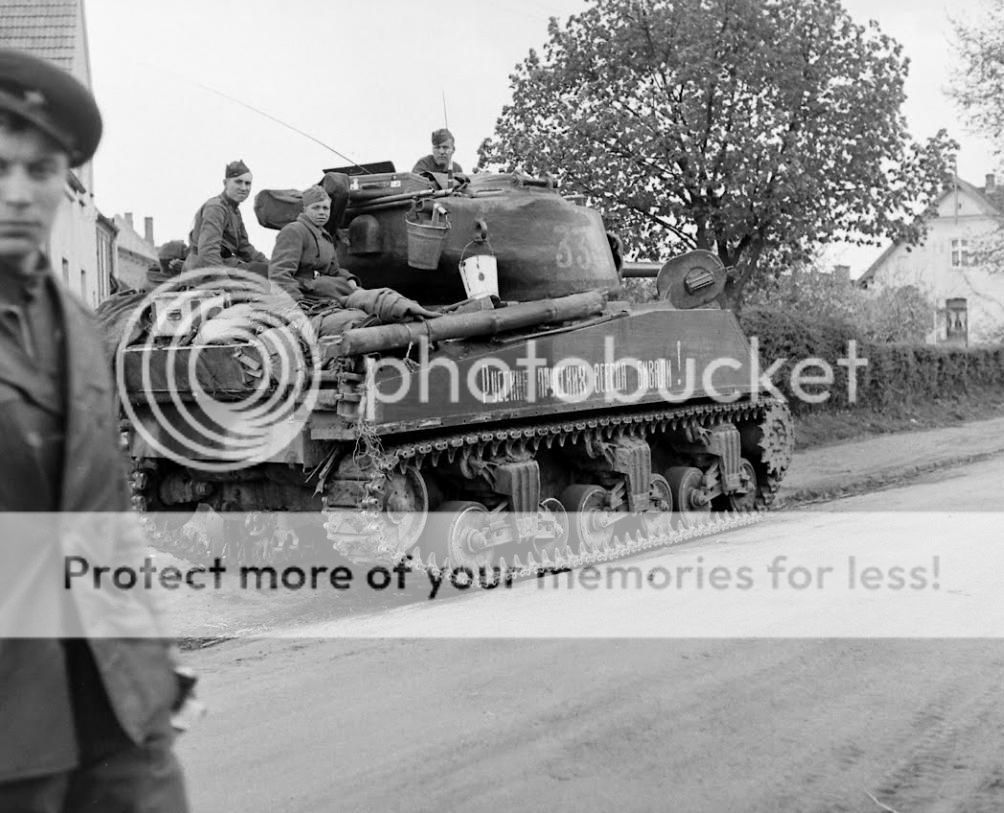 Sherman Tank Photo by guillemguillat | Photobucket